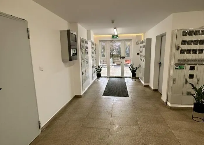 Olympus Escape * Bucureşti